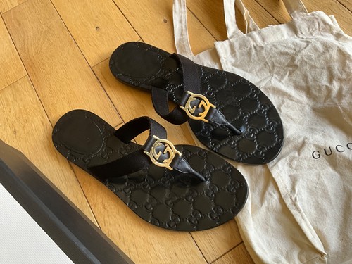 Gucci gold thong sandals - gucci,