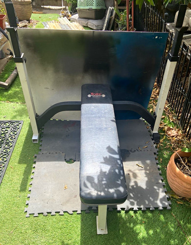 York barbell bench press - barbell,