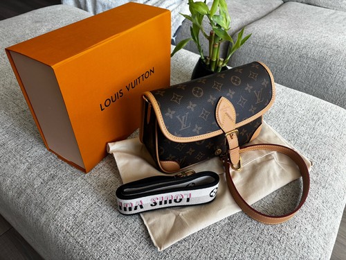 Louis vuitton authentic - louis,