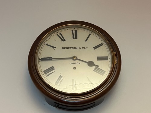 Benetfink antique wall clock