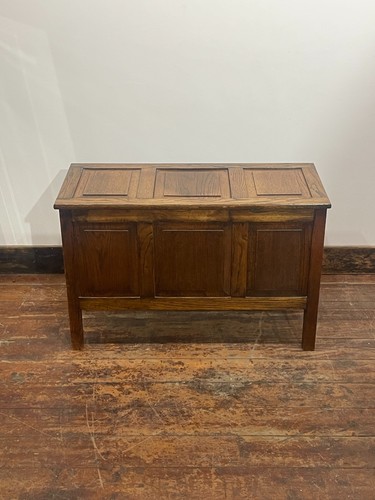 Solid oak blanket box - solid,