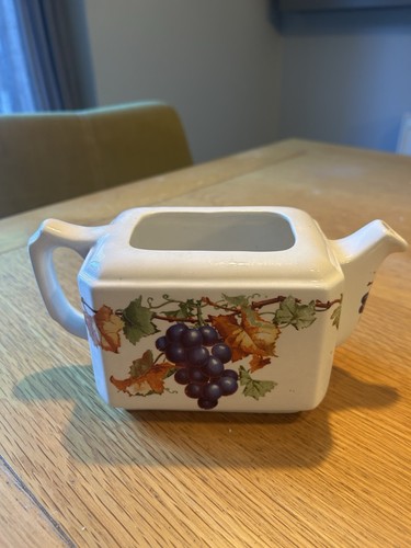 Ringtons maling ware - maling, teapot