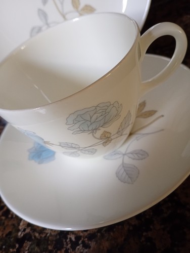 Wedgwood ice rose trio - trio,