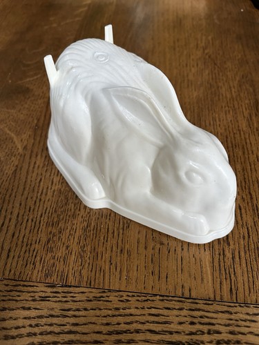 Vintage rabbit jelly - rabbit, mould