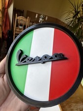 Vespa | Badge / Logo | Italian
