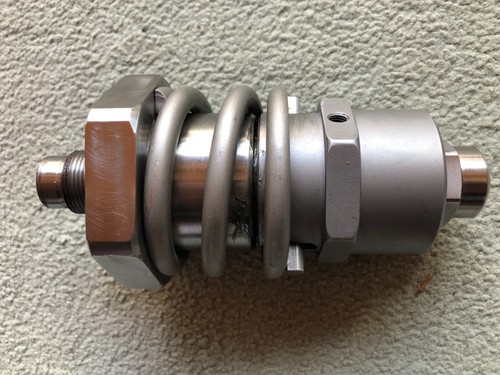 Injection moulding shut - shut, off
