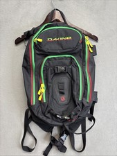 Dakine Heli Pro DLX 20L Snowboard & Ski/Hiking Backpack -Rastafarian Jamacia