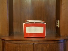 Vidor Vagabond vintage radio