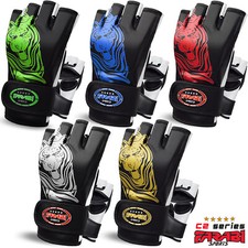 Grappling Gloves MMA Cage