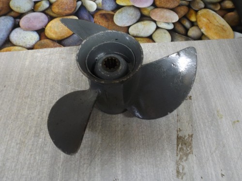 Honda stroke outboard motor - honda,