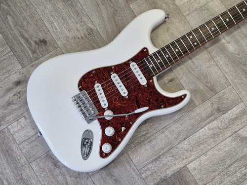 Squier 2007 first issue - first,