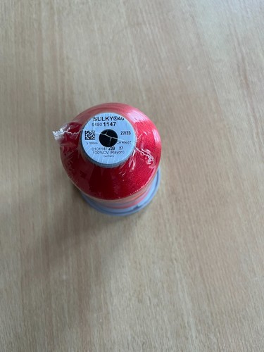 1147 red sulky rayon thread - ,