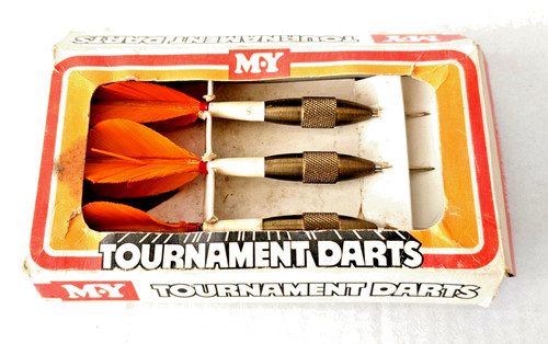 Vintage tournament darts - my,
