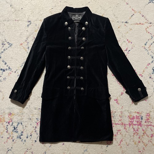 Dark academia style goth jimi - dark,