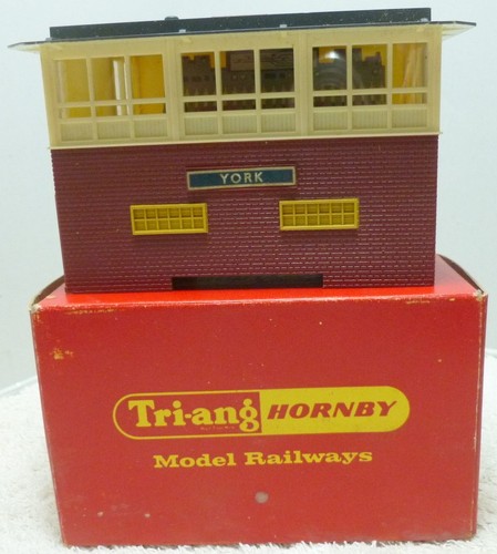 Tri ang hornby r145 - tri-ang, modern