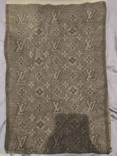 Scarf - lv,