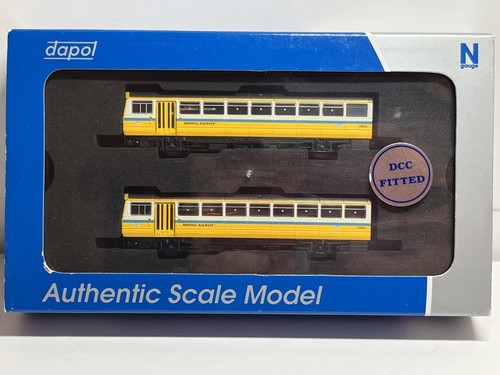 Dapol class 142 pacer dmu - dapol,