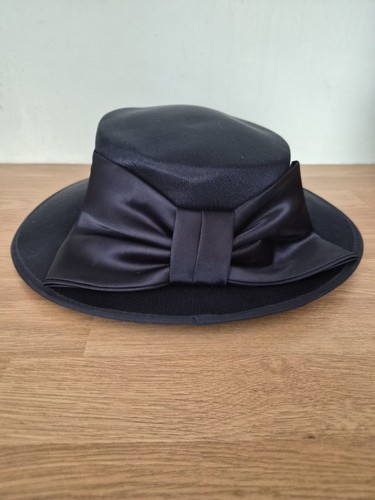 Vintage first avenue navy blue - first,