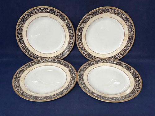 Wedgwood cornucopia accent - accent, 8"