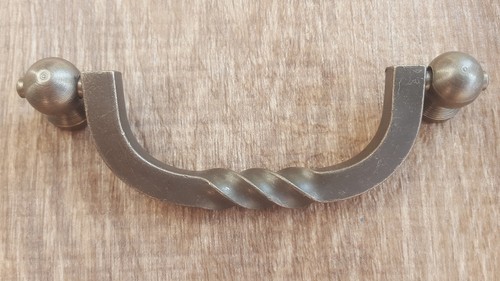 Twist drop handle - drop, antique
