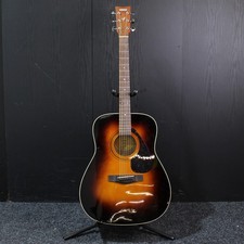 Yamaha F370 Acoustic Guitar -