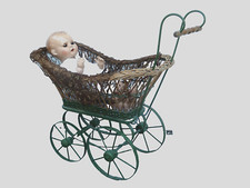 Dolls Pram / Landauer, circa