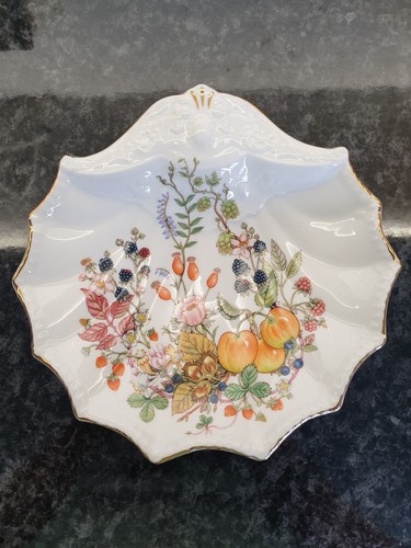 Aynsley bone china - bone,