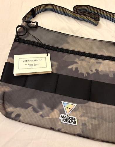 Bnwt maison kitsune camo fox - kitsune,