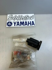 1 Yamaha engine mount