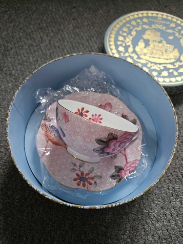 Wedgwood cuckoo teacup and - wedgwood,
