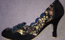 IRREGULAR CHOICE - BLACK CORD
