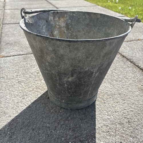 Vintage galvanised steel - galvanised,