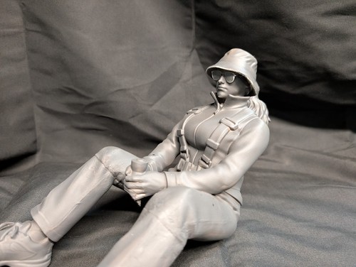 Full body female - full,