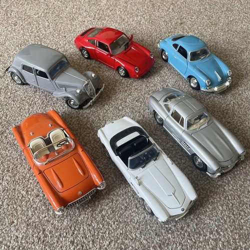 Diecast scale bundle of - 1:24,