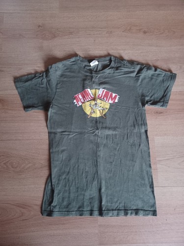 Pearl jam 2010 tour - pearl,