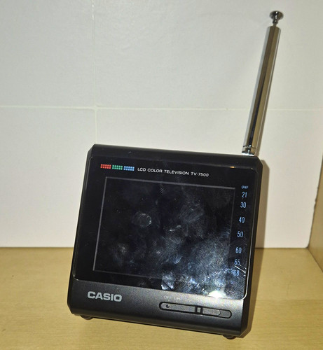 Casio 7500 7in - casio, 2.7in