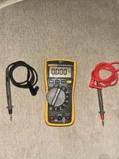 Fluke 117 True RMS Digital