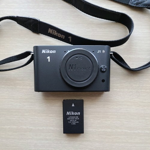 Nikon camera body - 1,