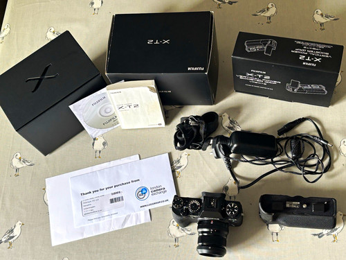 Fujifilm body black - x-t2, +