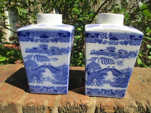 Pair ringtons blue willow - a,