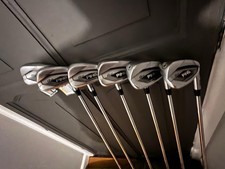 Ping G425 Irons 5-Pw White Dot Regular Flex