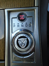 09 JAGUAR XF 3.0D GEAR SELECTOR & HANDBRAKE PANEL 07-11 BREAKING CAR