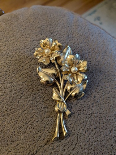 Vtg 40s signed - coro, goldtone