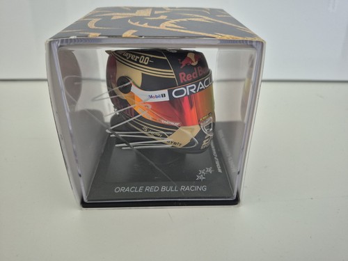 Max verstappen 4 - 1:4, helmet