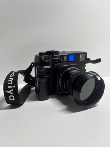 Near mint case mamiya 7 - in, case]