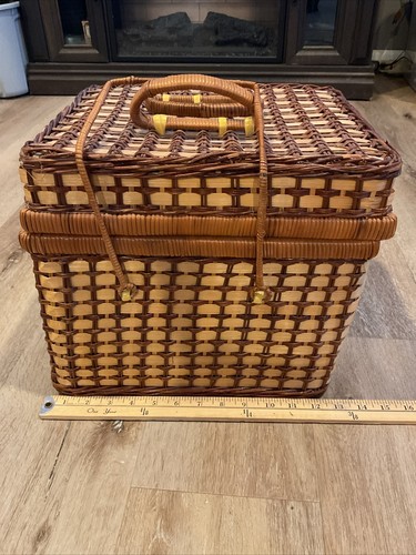 Wicker rattan vintage large - wicker,