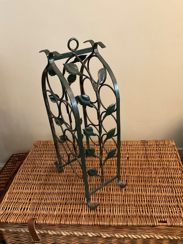 Beautiful vintage bottle - beautiful,