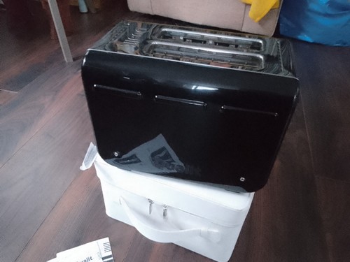 Working dualit toaster - working, slice