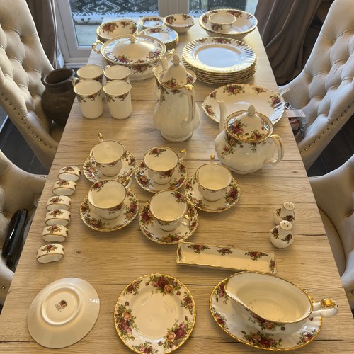 52pc royal albert old country - royal,