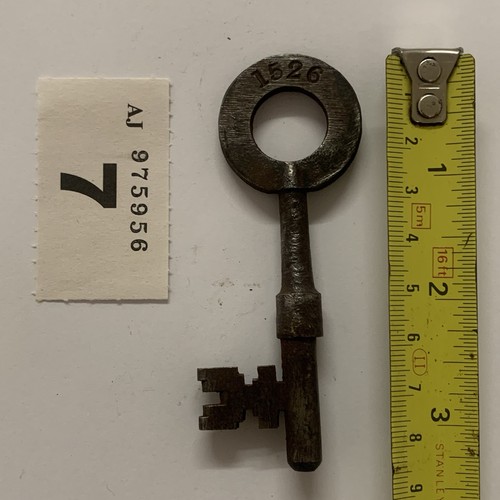 Vintage prison key 1526 - vintage,